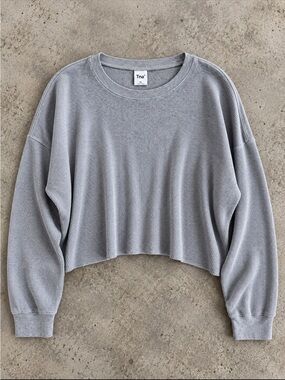 Aritzia  TNA Waffle Knit Cropped Oversized Long Sleeve Top Woman 2X Grey Boxy